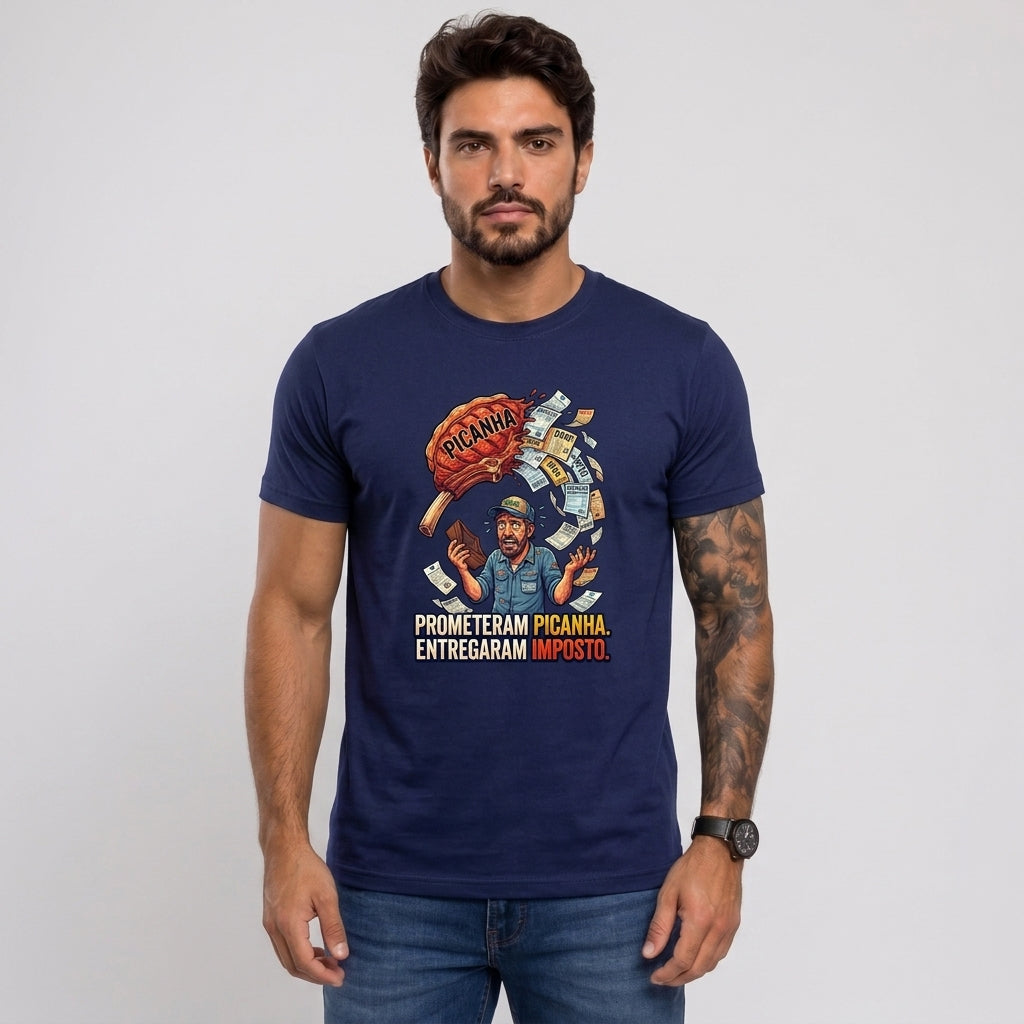 Camiseta Cadê A Picanha?! - Azul Marinho — Camiseta Cadê A Picanha?! - Azul Marinho (com modelo)