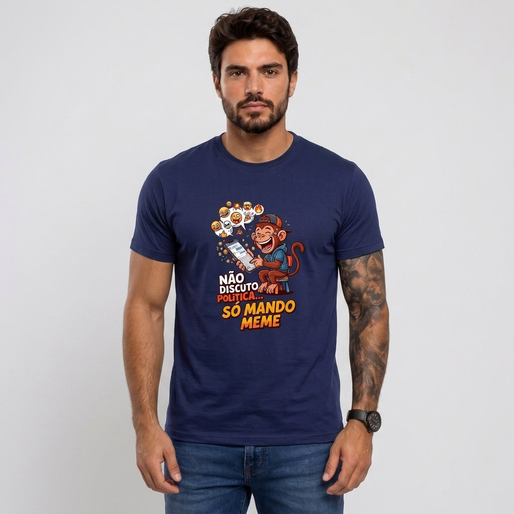 Camiseta Não Discuto, Só Mando Meme - Azul Marinho — Camiseta Não Discuto, Só Mando Meme - Azul Marinho (com modelo)