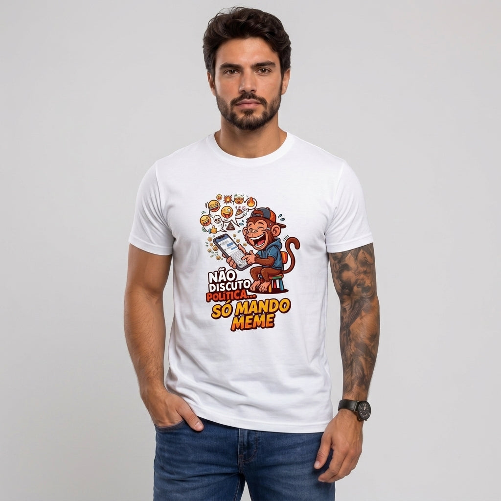 Camiseta Não Discuto, Só Mando Meme - Branco — Camiseta Não Discuto, Só Mando Meme - Branco (com modelo)